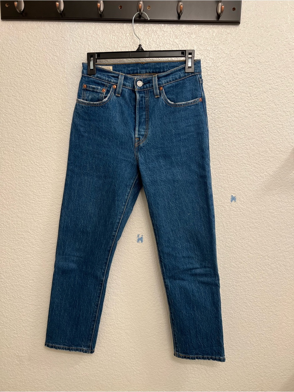 Levis 501 cropped